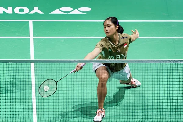 Which insights emerge from tracking Drop Shot Success over sets?