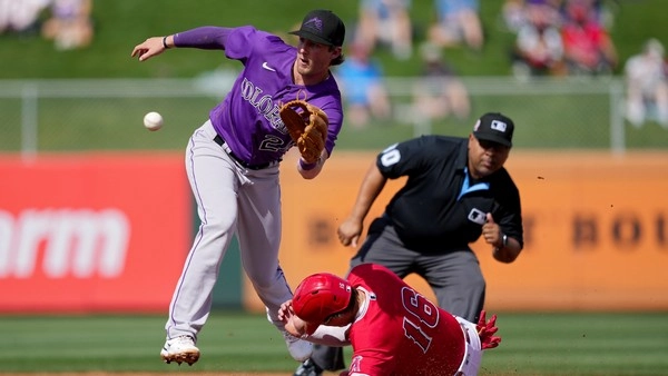 When should a Steal Attempt Bet be placed for maximum value?