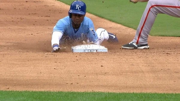 Is stolen base frequency a profitable live betting angle?