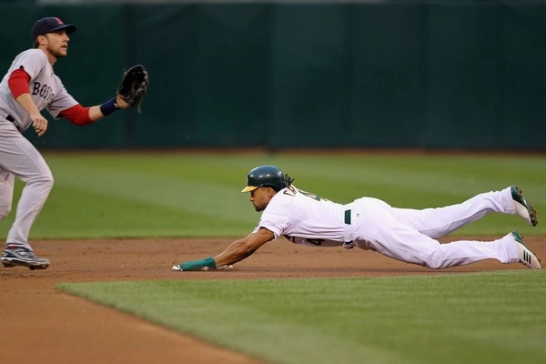 How can baseball stolen bases create betting value?